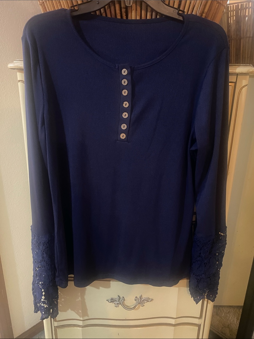 Silky stretch knit-Navy, Lace-Cuff - Henley Top - XXL
